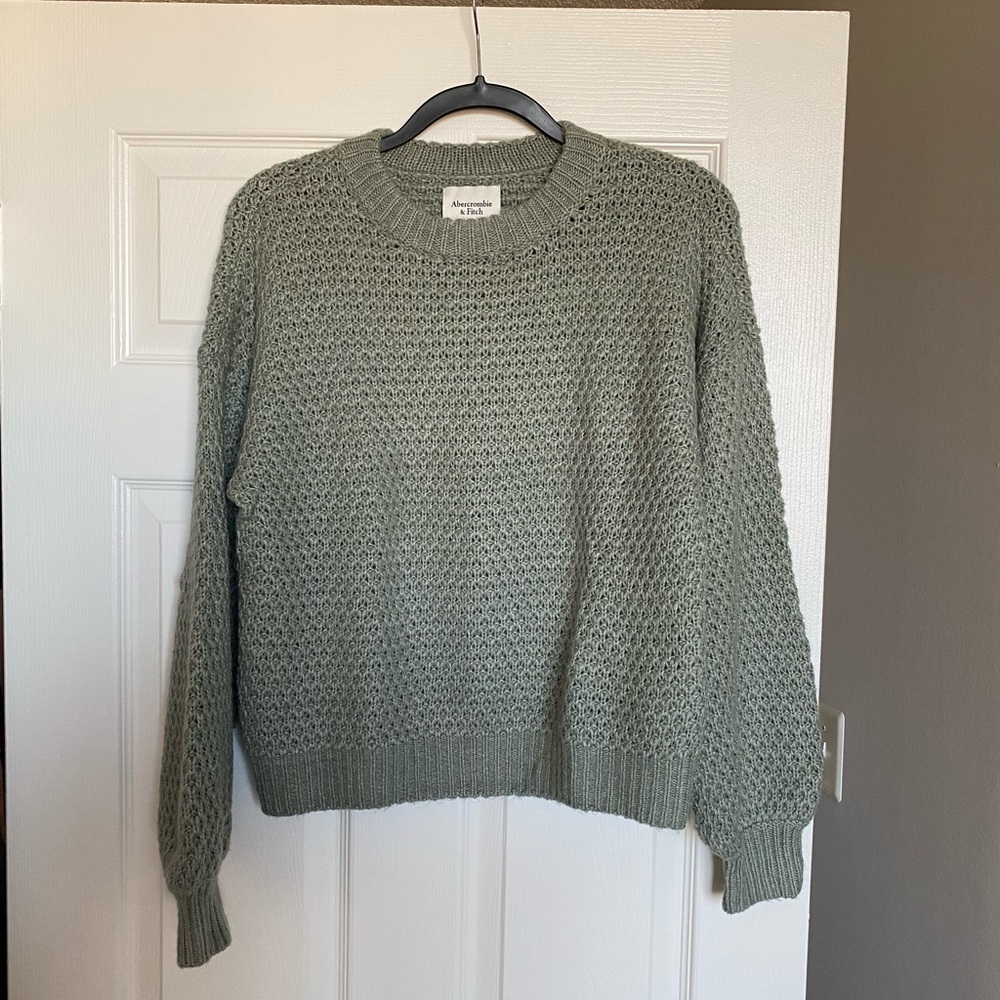 Abercrombie & Fitch Crew Neck Knit Sweater Sage, size S
